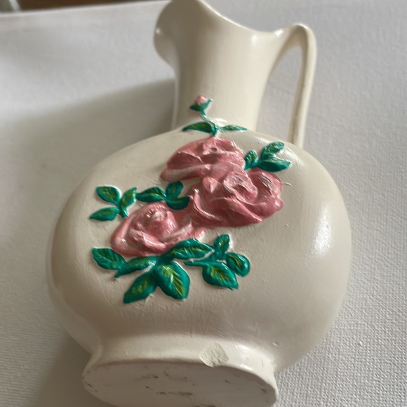 Handmaid and Hand-painted Small Vase. - Picture 6 of 6